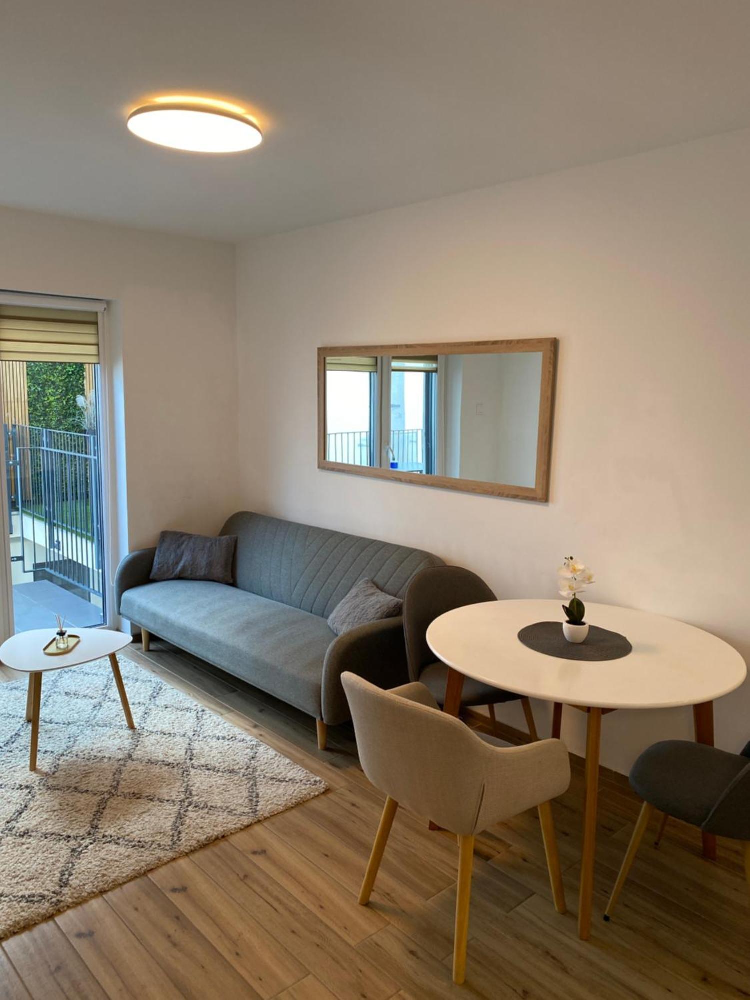 R77 Apartment Downtown - Penthouse Budapeste Exterior foto