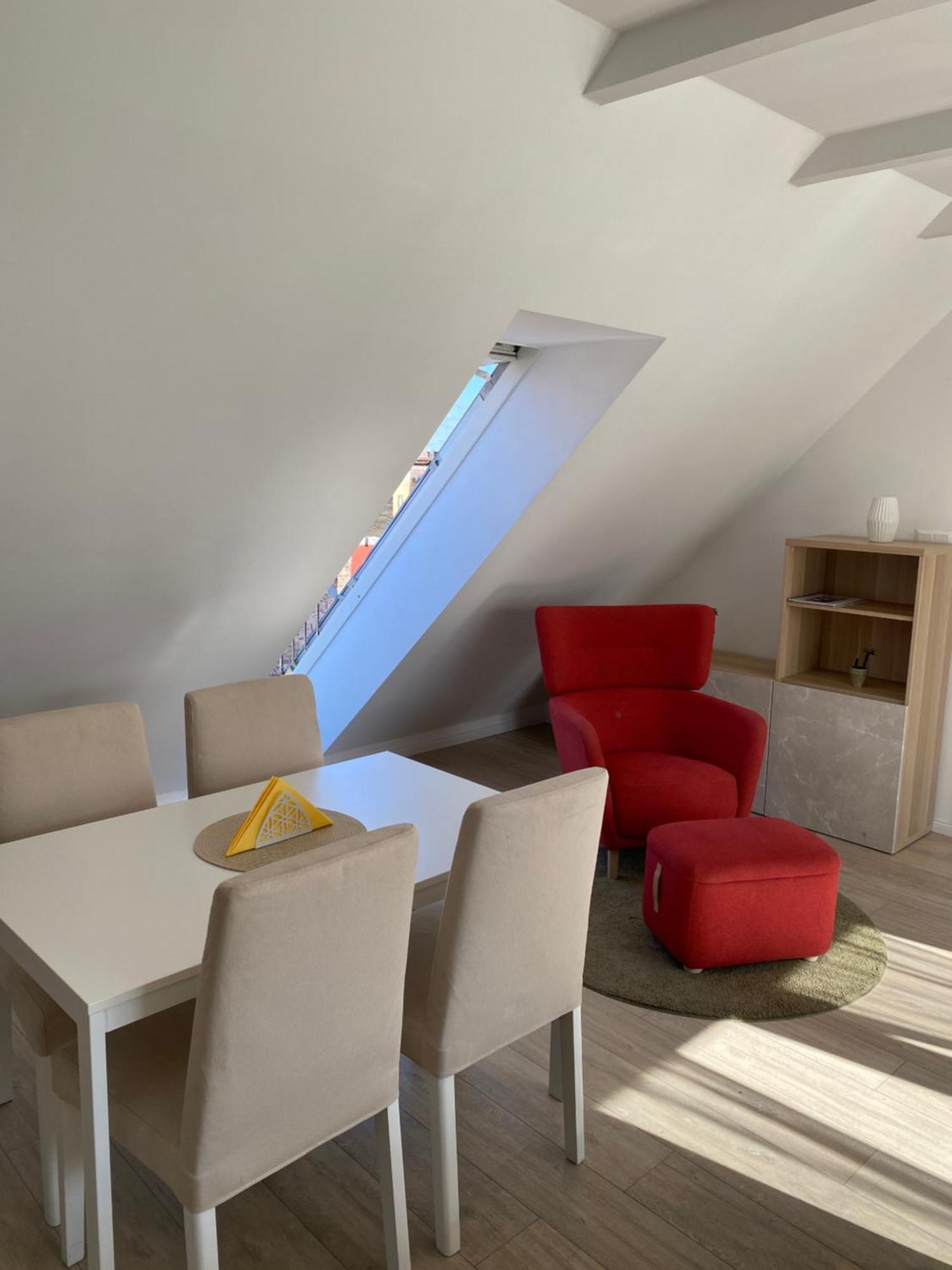 R77 Apartment Downtown - Penthouse Budapeste Exterior foto