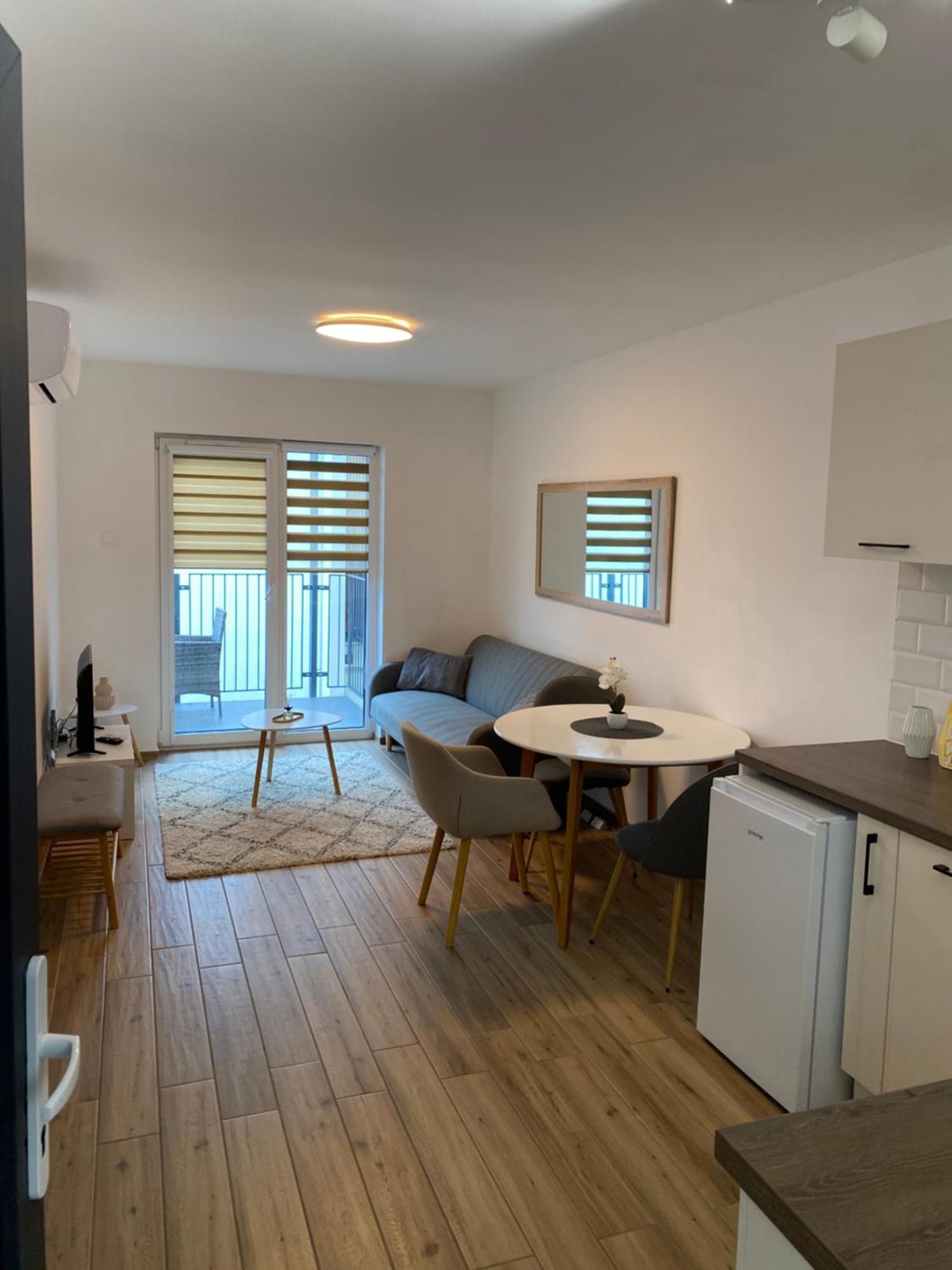 R77 Apartment Downtown - Penthouse Budapeste Exterior foto