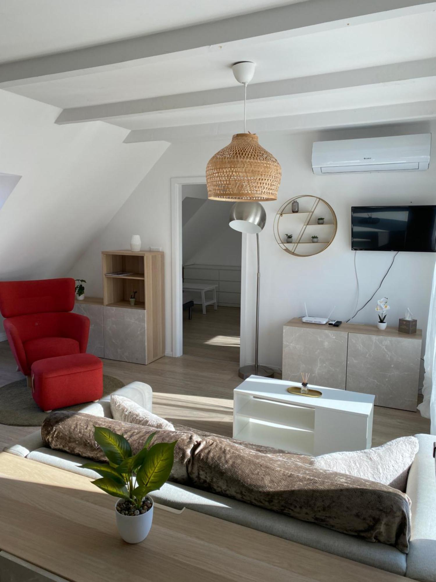 R77 Apartment Downtown - Penthouse Budapeste Exterior foto