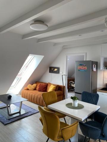 R77 Apartment Downtown - Penthouse Budapeste Exterior foto
